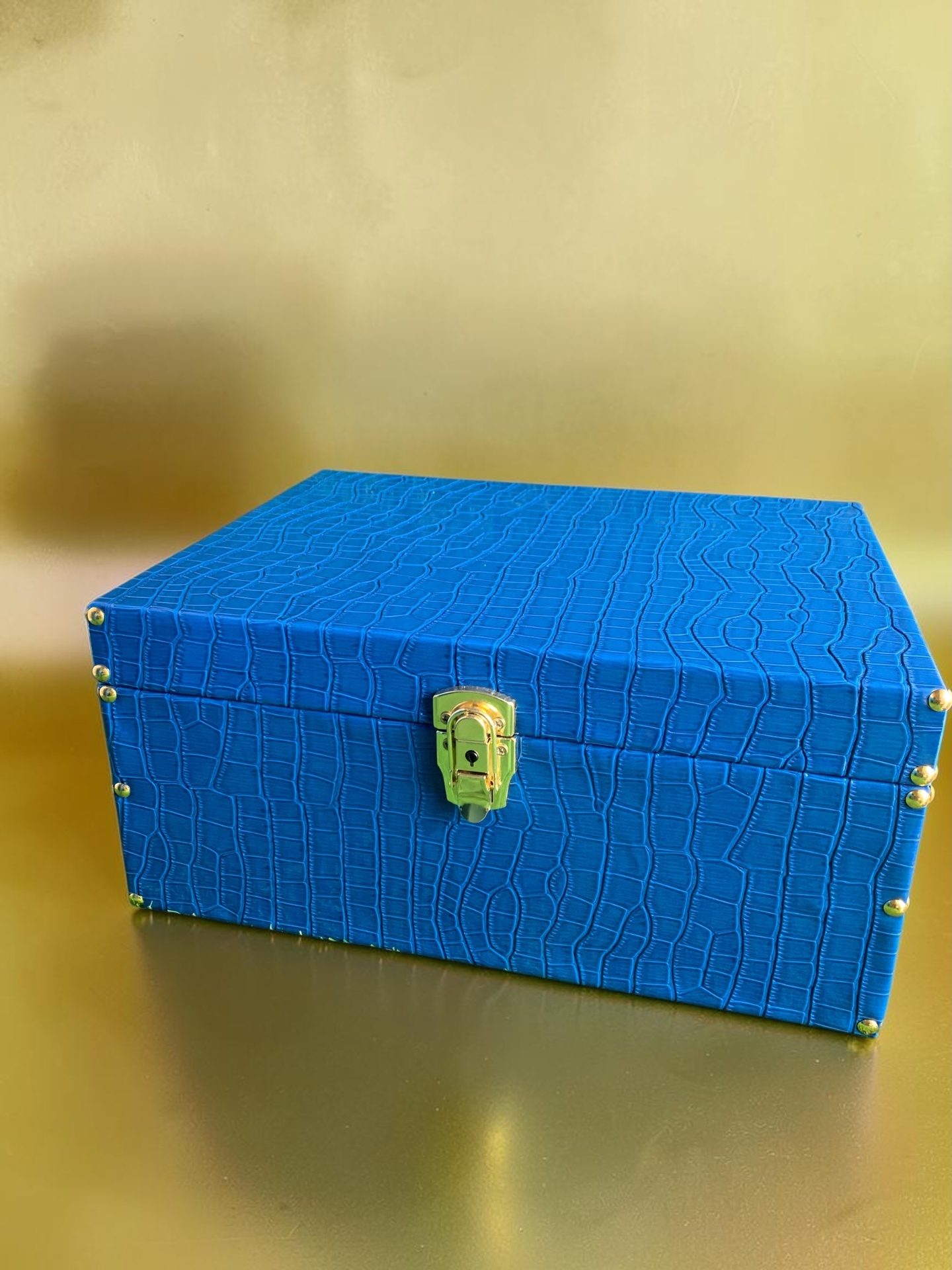 Cobalt Croc Leather Trunk — Grande