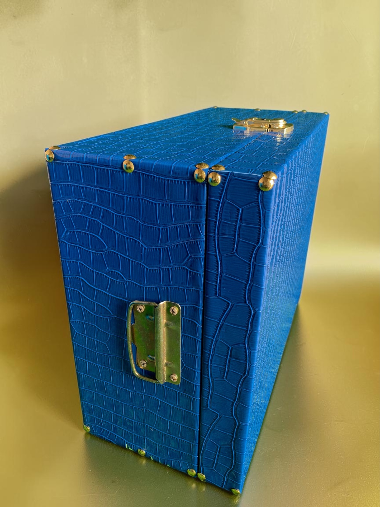 Cobalt Croc Leather Trunk — Grande · 2